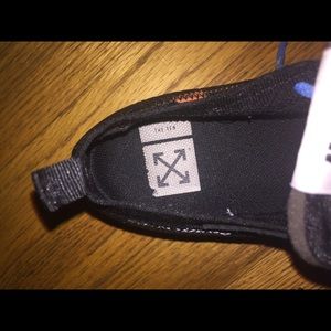 Off white vapormax size 9.5 part 2 black